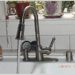 Kitchen faucet